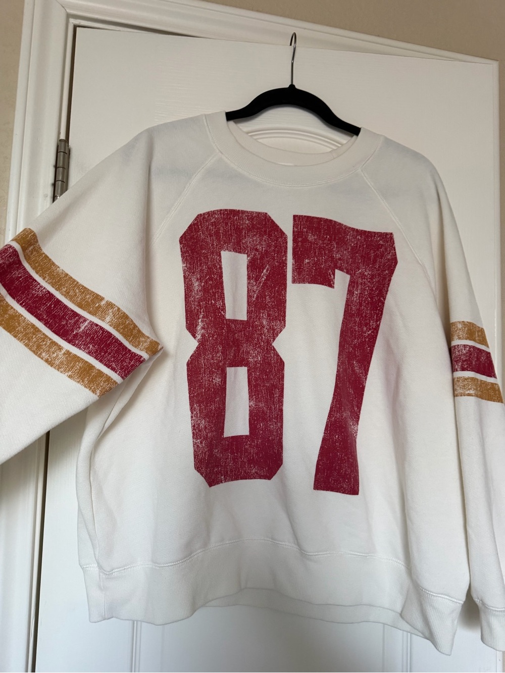 Altar'd State Sweatshirt - Picture 4 of 5